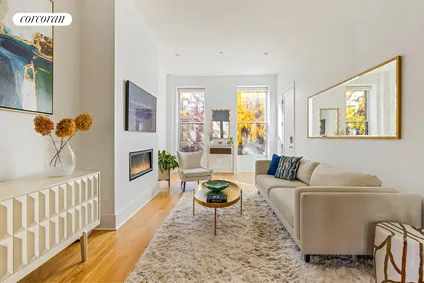 Homes for sale in Brooklyn | View 39 Park Place, 1 | 3 Beds, 3 Baths
