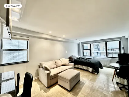 Homes for rent in New York | View 209 East 56th Street, 8H | 1 Bath