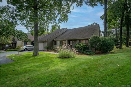 Homes for sale in Cortlandt Manor | View 341 Furnace Dock Road Unit# 65 | 3 Beds, 3 Baths