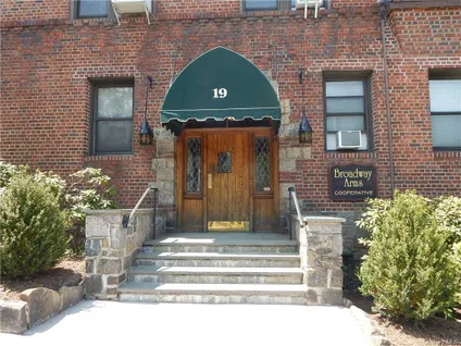 Homes for sale in Tarrytown | View 19 Broadway | 1 Bed, 1 Bath