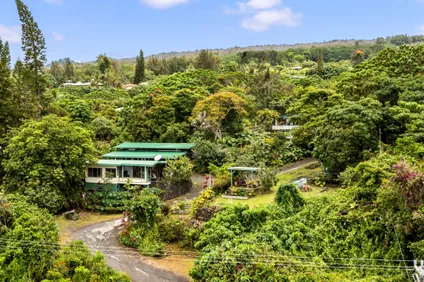 Homes for sale in Holualoa | View 78-6935-b Mamalahoa Hwy | 3 Beds, 3 Baths