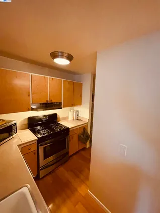 Homes for sale in Larkspur | View 404 Larkspur Plaza Dr | 1 Bed, 1 Bath