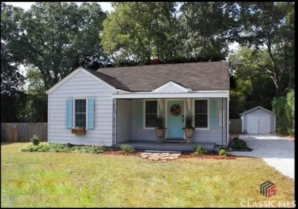 Ashford Manor: A Watkinsville Treasure - Corcoran Classic Living