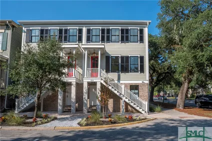 Homes for sale in Savannah | View 554 E Mcdonough Street | 3 Beds, 3 Baths