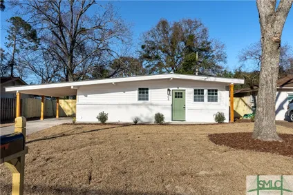 Homes for sale in Savannah | View 6 Inglewood Drive | 3 Beds, 1 Bath