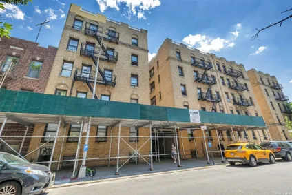 Homes for sale in Astoria | View 31-53 34th Street