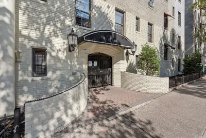 Homes for sale in Astoria | View 21-48 35th Street, 5G | 2 Beds, 1 Bath