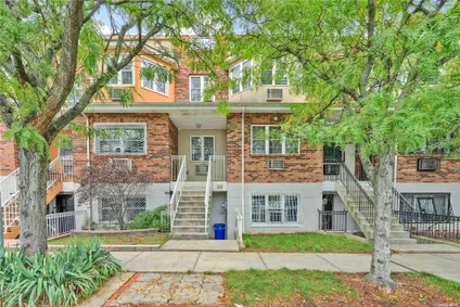 Homes for sale in East New York | View 1139 Grant Avenue, 1 | 6 Beds, 3 Baths