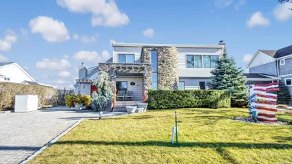 Homes for sale in East Quogue | View 41 Tarpon Road | 4 Beds, 3 Baths