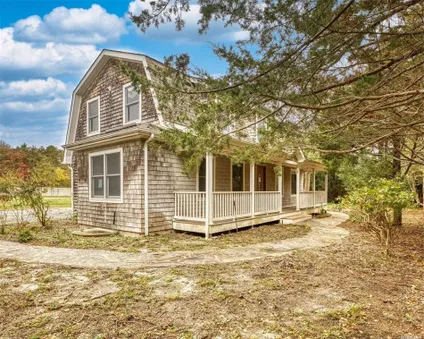 Homes for sale in East Quogue | View 90 Old Country Road | 4 Beds, 3 Baths