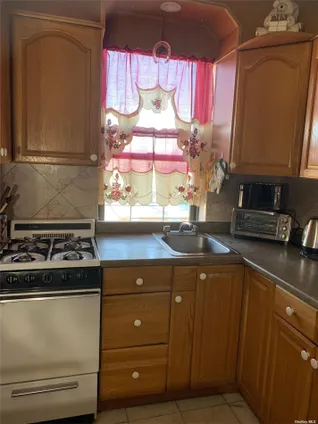 Homes for sale in Astoria | View 21-68 35th Street, 5D | 1 Bed, 1 Bath