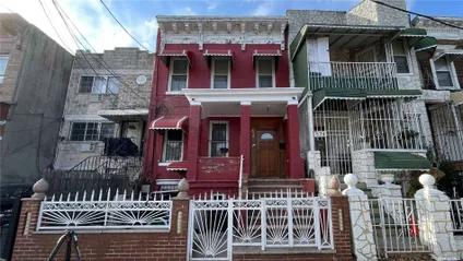 Homes for sale in East New York | View 576 Essex Street | 9 Beds, 3 Baths