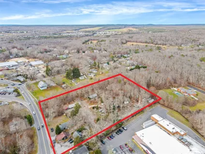 Homes for sale in Eastport | View 35 Eastport Manor Road