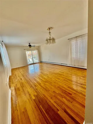 Homes for rent in East Flatbush | View 5416 Glenwood Rd, 2 | 3 Beds, 2 Baths