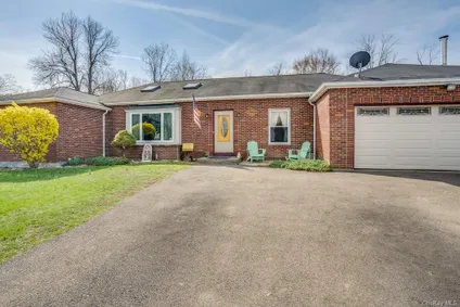 Homes for sale in Cold Spring | View 21 E Mountain Road S | 4 Beds, 2 Baths