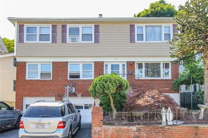 Homes for rent in Harrison | View 14 Lincoln Avenue E, Floor | 3 Beds, 1 Bath