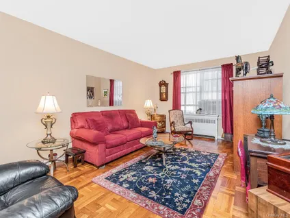 Homes for sale in Yonkers | View 470 N Broadway, B4 | 1 Bed, 1 Bath