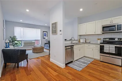 Homes for rent in Yonkers | View 697 Bronx River Road Road, 1 | 1 Bed, 1 Bath