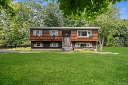Homes for sale in Ramapo | View 104 Smith Hill Road | 5 Beds, 2 Baths