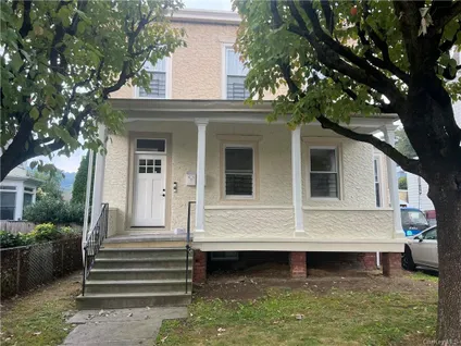 Homes for rent in Greenburgh | View 36 Cottage Place | 4 Beds, 2 Baths
