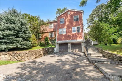 Homes for rent in Mamaroneck | View 5 Hommocks Road | 5 Beds, 4 Baths