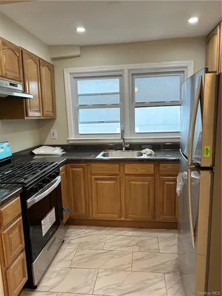 Homes for rent in Greenburgh | View 31 N Hillside Avenue, 1.N | 1 Bed, 1 Bath