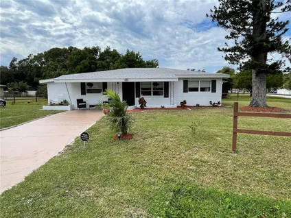 Homes for sale in Sarasota | View 3504 Belmont Boulevard | 3 Beds, 1 Bath