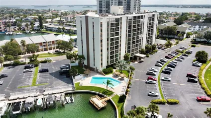 Homes for sale in Clearwater | View 255 Dolphin Point, 313 | 1 Bed, 1 Bath