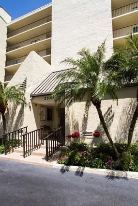 Homes for sale in Clearwater | View 2700 Cove Cay Drive, 4-F | 2 Beds, 2 Baths