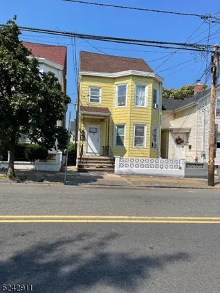 Homes for sale in Paterson City | View 66 E 16th St
