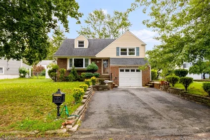Homes for sale in Sayreville Boro | View 18 Amherst Pl | 3 Beds, 3 Baths