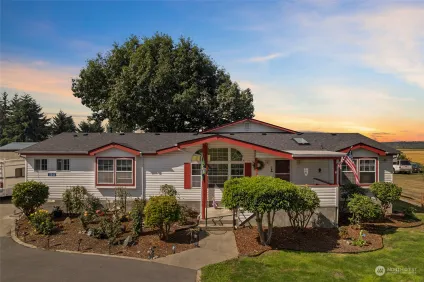Homes for sale in Mount Vernon | View 13846 Avon Allen Road | 4 Beds, 3 Baths