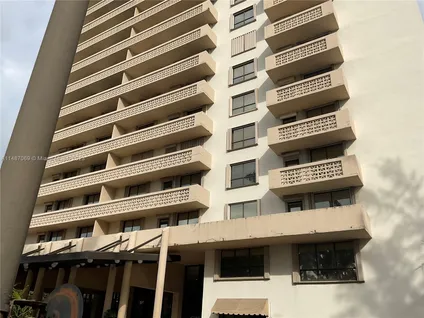 Homes for sale in Bal Harbour | View 10185 Collins Ave, 306 | 1 Bed, 1 Bath