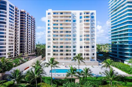 Homes for sale in Bal Harbour | View 10185 Collins Ave, 512 | 1 Bed, 1 Bath