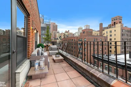 Homes for rent in Manhattan | View 160 East 89th Street, PHA | 3 Beds, 3 Baths
