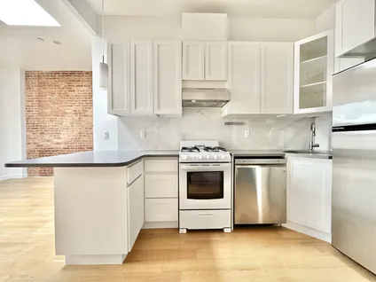 Homes for rent in Manhattan | View 23 Orchard Street, 8 | 1 Bed, 1 Bath