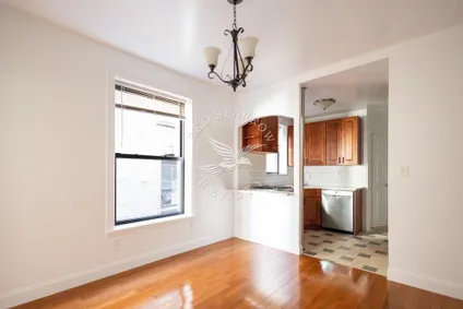 Homes for rent in Manhattan | View 115-117 East 96th Street, 10 | 2 Beds, 1 Bath