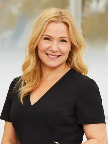 Lora Sappenfield