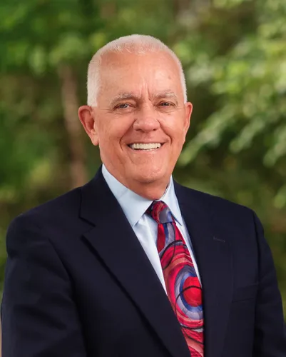 Bob "Bob" McLoughlin