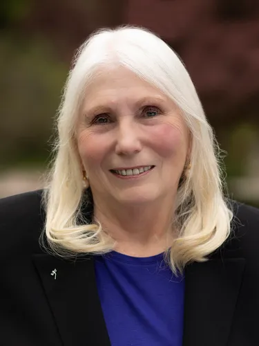 Joyce Leonard