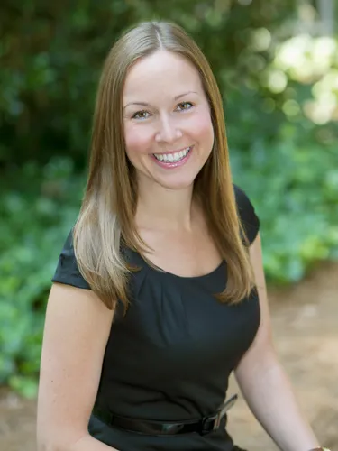 Elizabeth McNabb