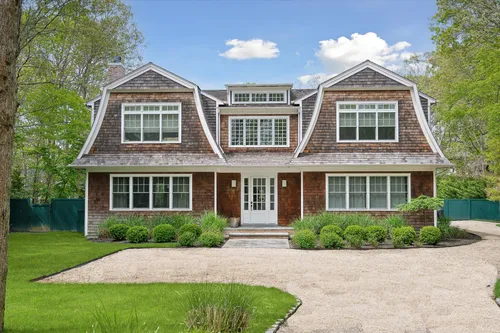 201 Roses Grove Road, Water Mill, NY 11976