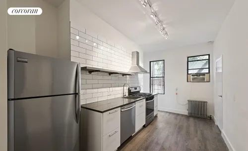 81 Freeman Street, 2