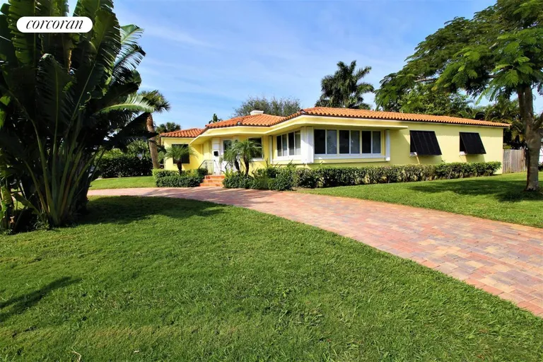 New York City Real Estate | View 3001 North Flagler Drive | 3 Beds, 2 Baths | View 1