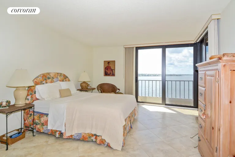 New York City Real Estate | View 1200 South Flagler Drive 604 | room 5 | View 6