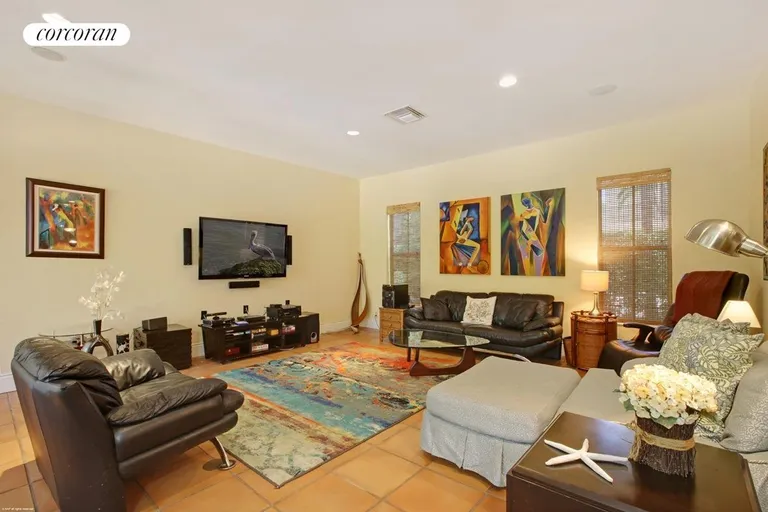 New York City Real Estate | View 31 Harbour Drive South | room 7 | View 8