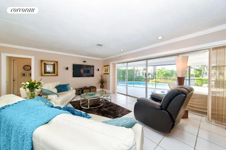 New York City Real Estate | View 27 Eleuthera Drive | room 7 | View 8