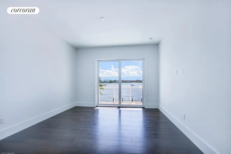 New York City Real Estate | View 1245 Lands End Road | room 25 | View 26
