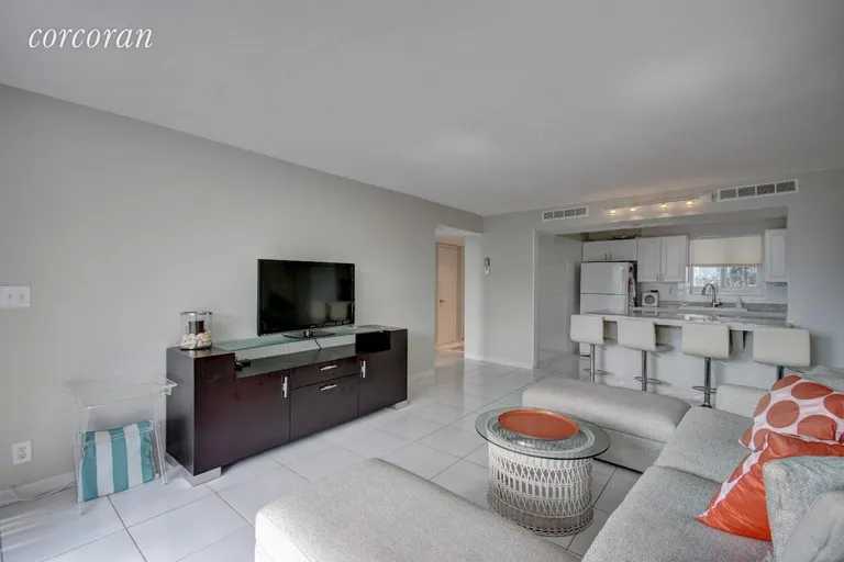 New York City Real Estate | View 2505 South Ocean Blvd #202 | room 2 | View 3