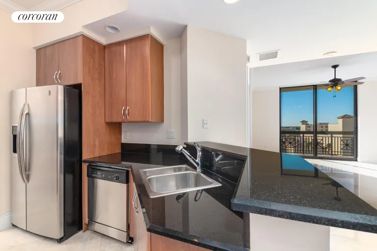 New York City Real Estate | View 801 South Olive Avenue 602 | room 6 | View 7